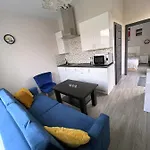 아파트 Royal Resident *