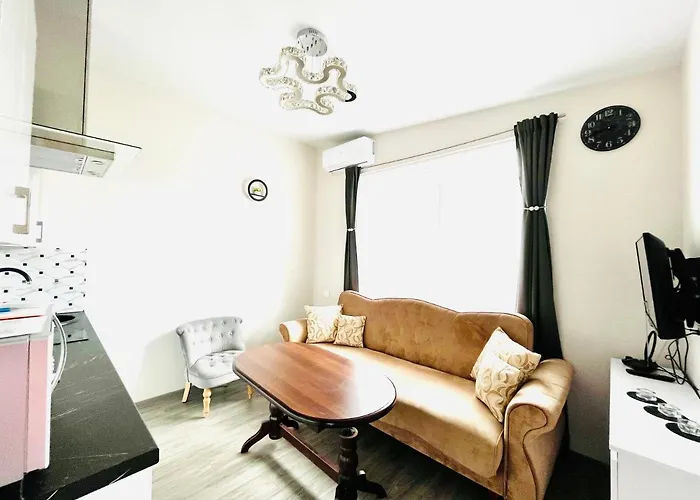 Royal Resident Apartment *